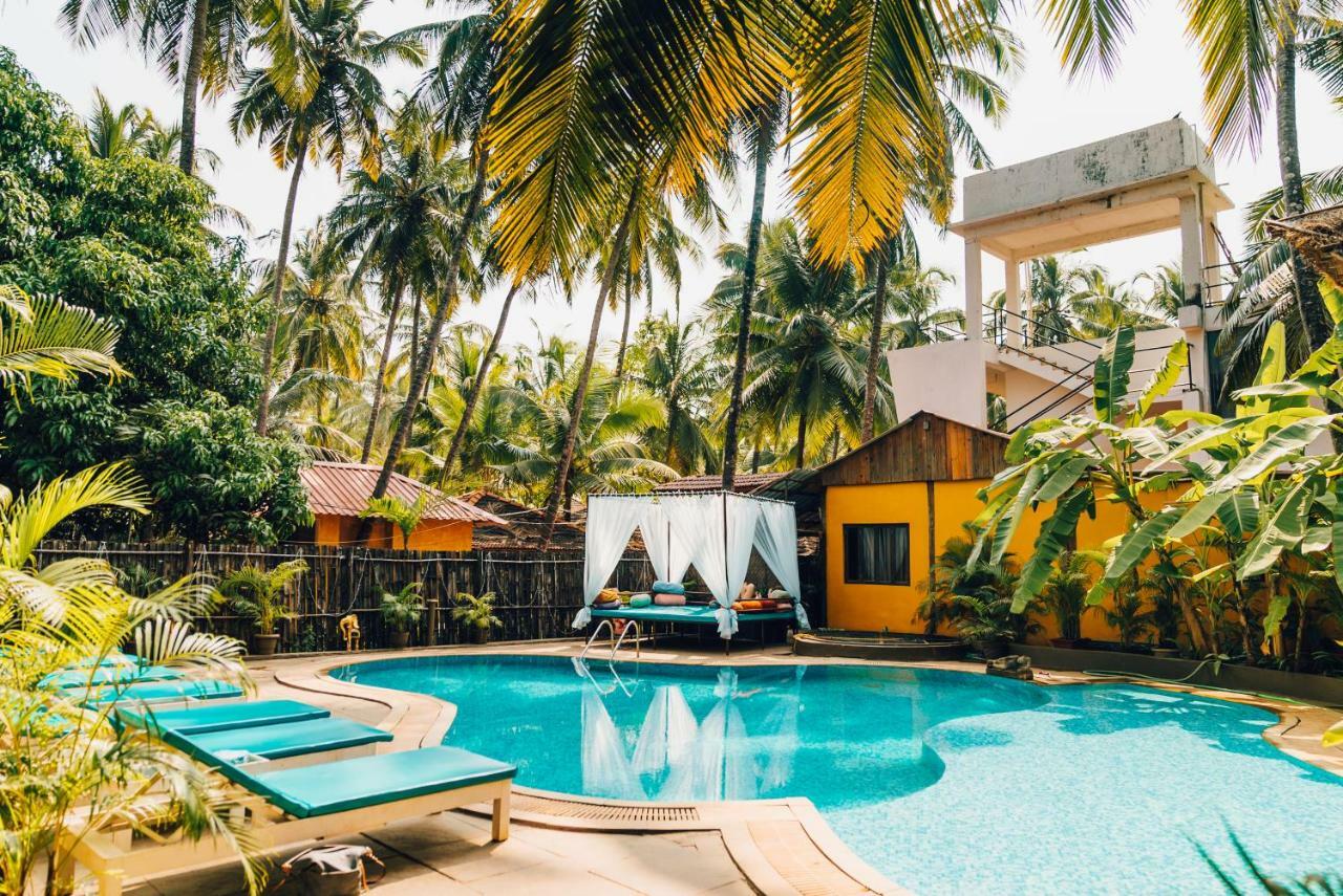 Devarya Wellness Beach Resort Morjim Kültér fotó