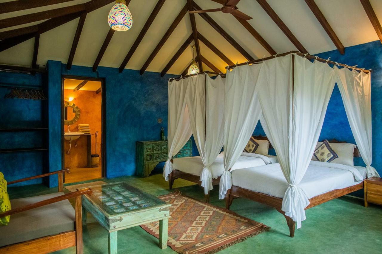 Devarya Wellness Beach Resort Morjim Szoba fotó
