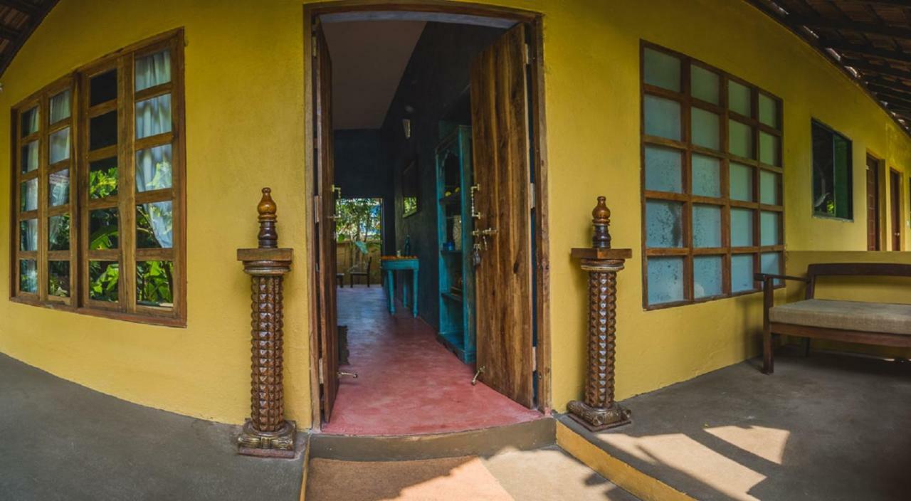 Devarya Wellness Beach Resort Morjim Kültér fotó