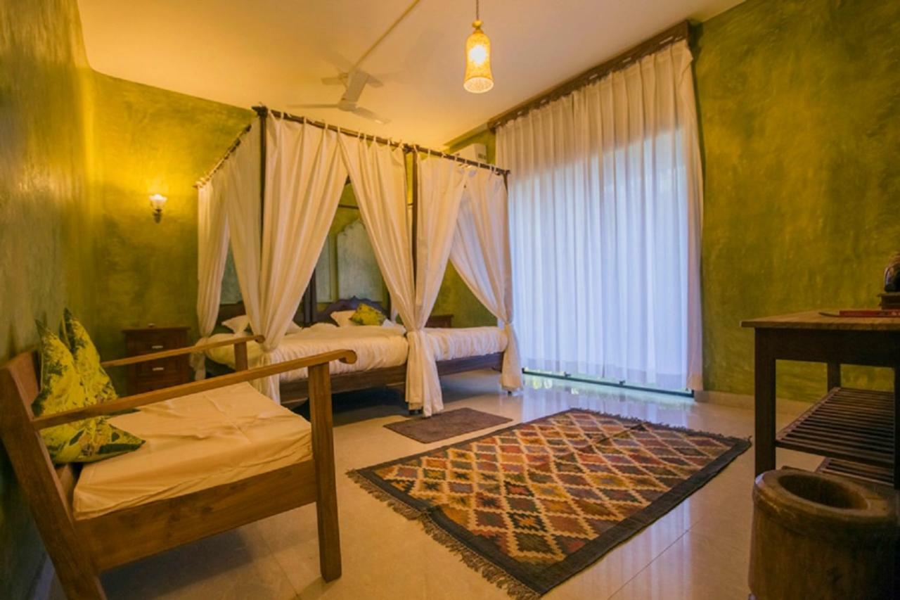 Devarya Wellness Beach Resort Morjim Kültér fotó